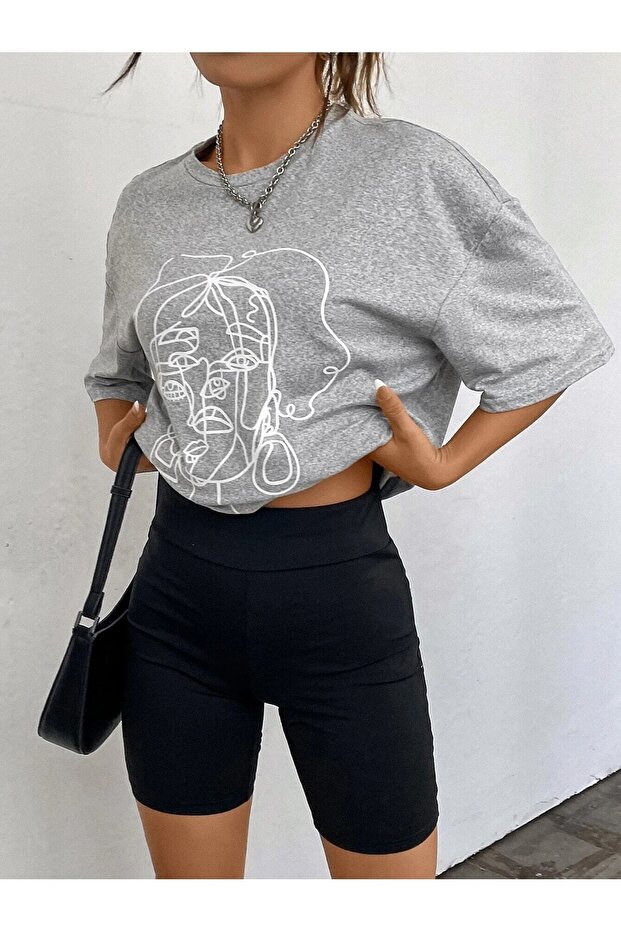 تي شيرت مطبوع كبير الحجم - 2