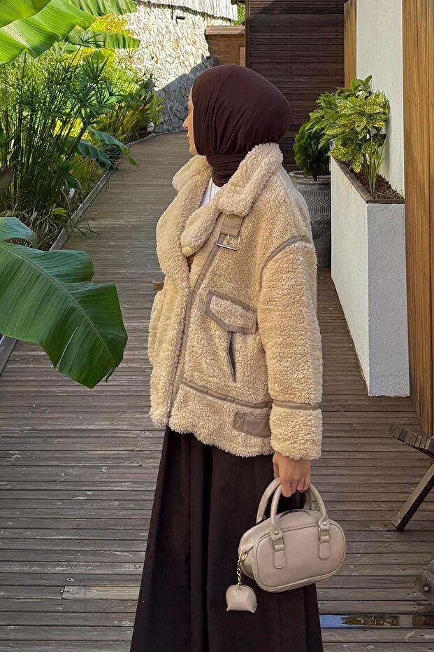 حواف أسطوانية معطف من القطيفة باللون البيج - 2