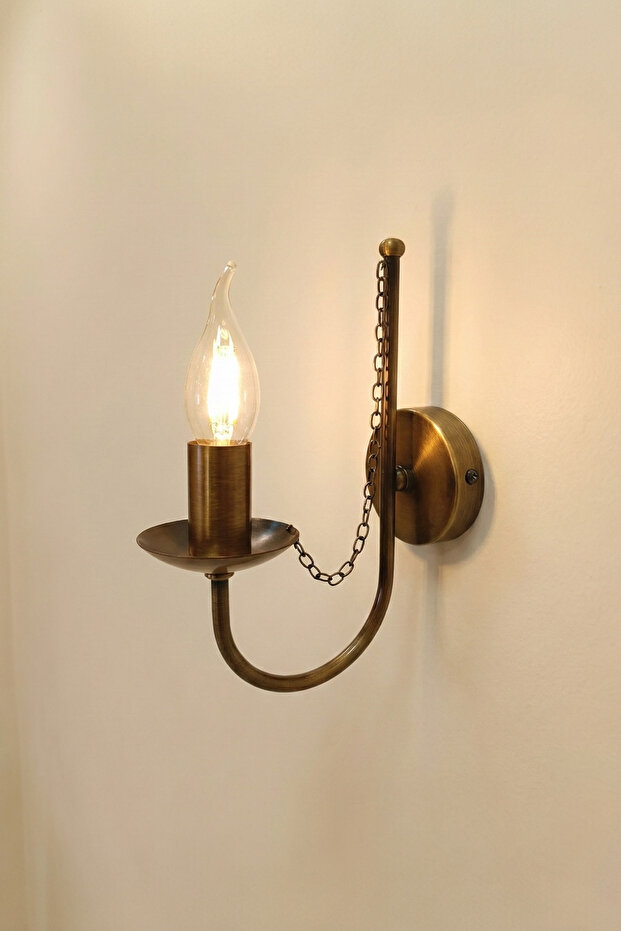 Classic Antique Brass Single Wall Sconce – Vintage Sconce with Chain Detail