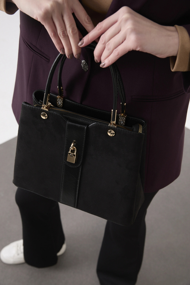 GENȚE DE MÂNĂ - 1