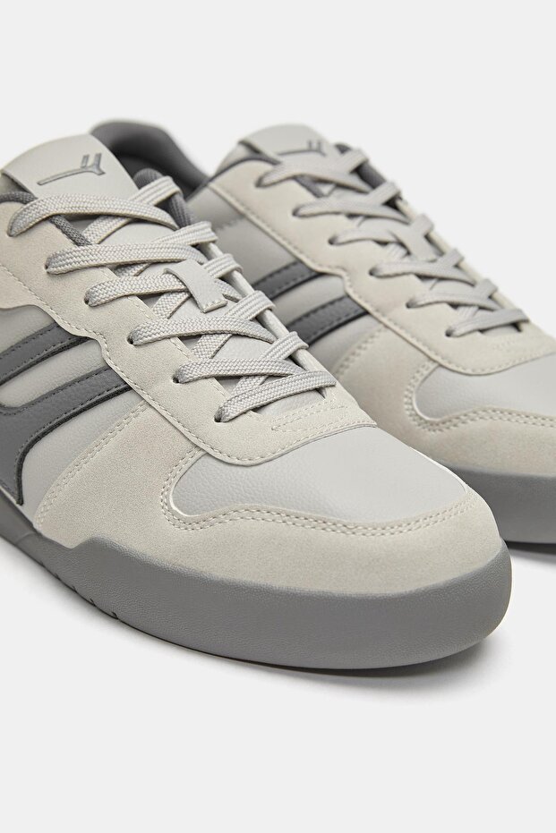 Çok parçalı spor ayakkabı - 3