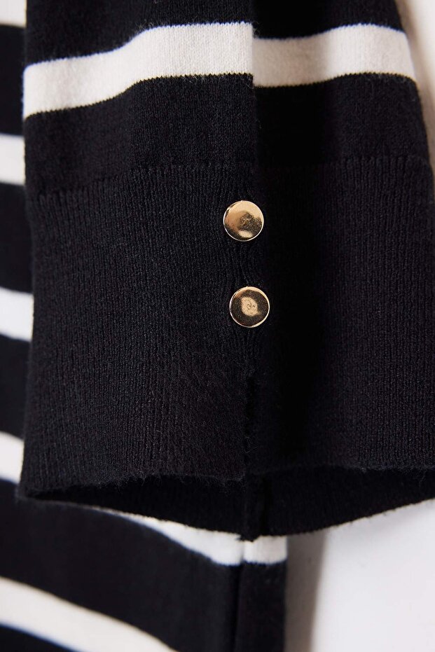 Wardrobe Essentials Siyah Çizgili Basic Triko Bluz TBBSS26AF00033 - 7