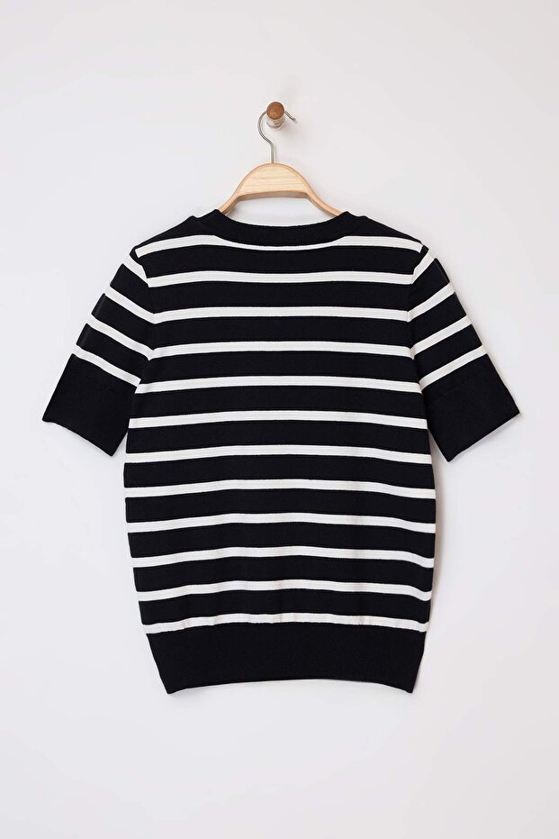 Wardrobe Essentials Siyah Çizgili Basic Triko Bluz TBBSS26AF00033 - 8