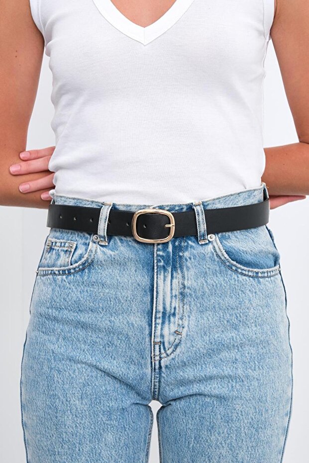 Oval Buckle Large Faux Leather Belt Black