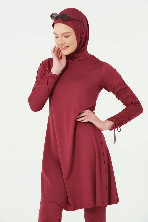 ملابس سباحة حجاب بأكمام مكشكشة