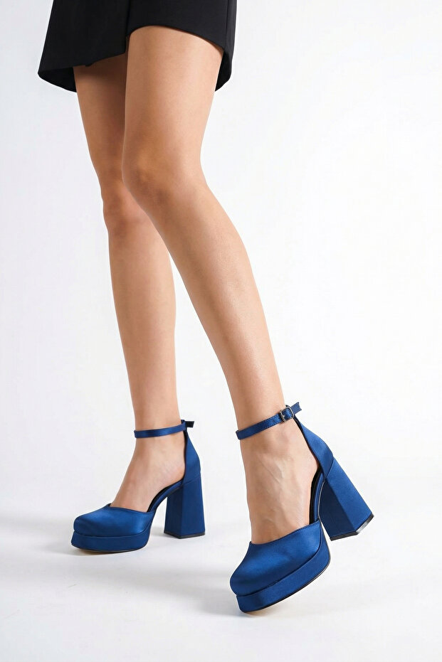 Women's Special Design Satin Fabric Platform Heeled Shoes
