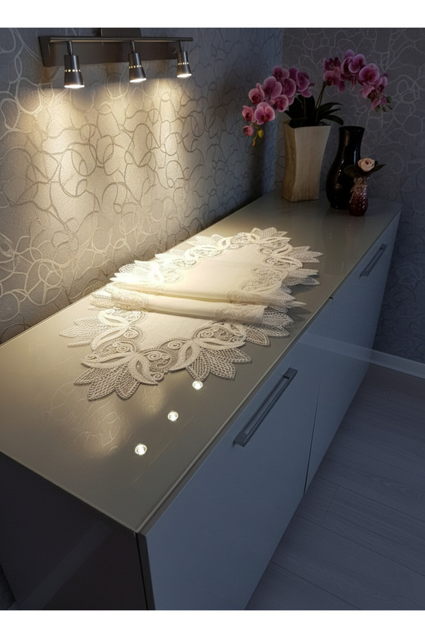 Fransız Dantelli Lalezar Model Kısa Runner - 2