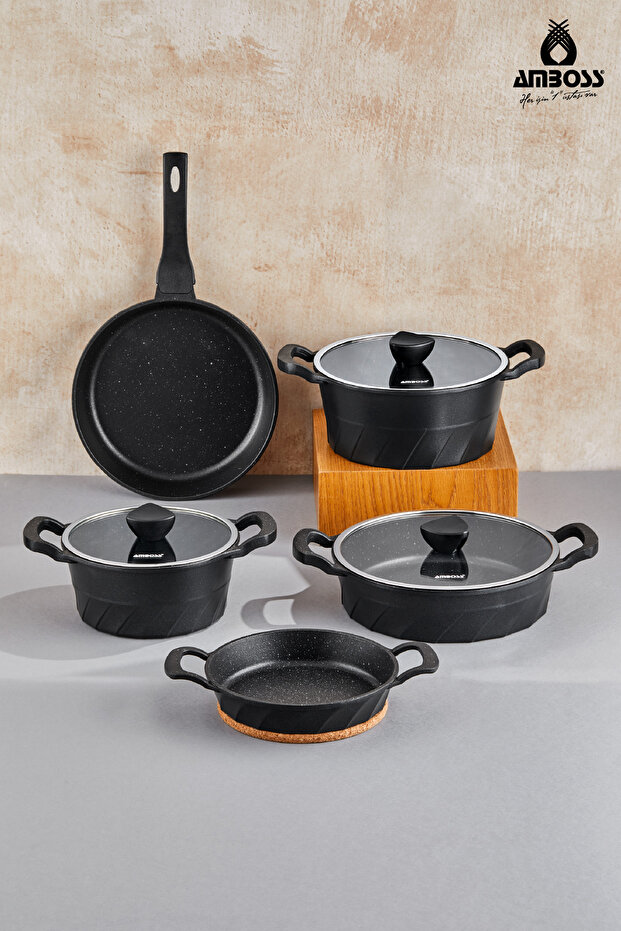 Kuvars 8 Parça Döküm Tencere Tava Sahan Seti - 1