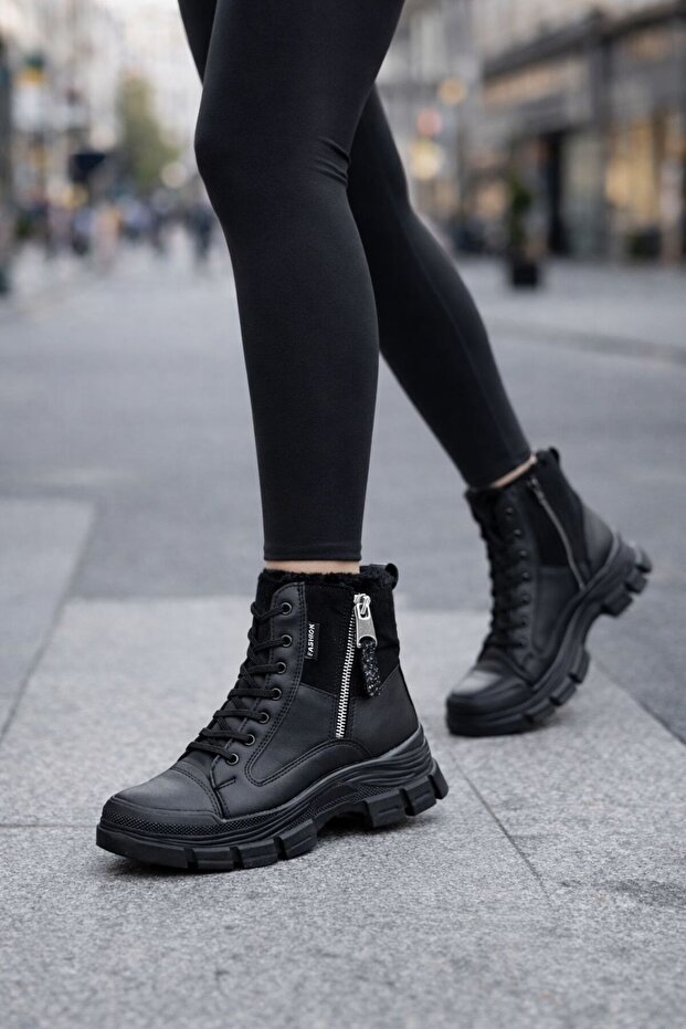 BOT Bot & Bootie - 1