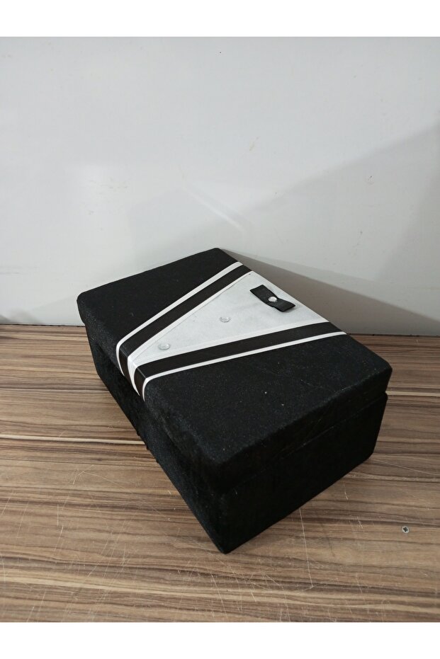 Groom's Bundle Small Dowry Chest