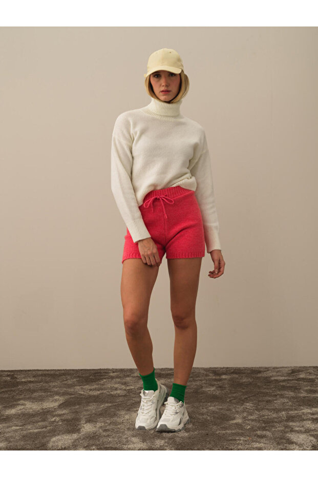 Kadın Pembe Regular Fit Triko Şort - 4