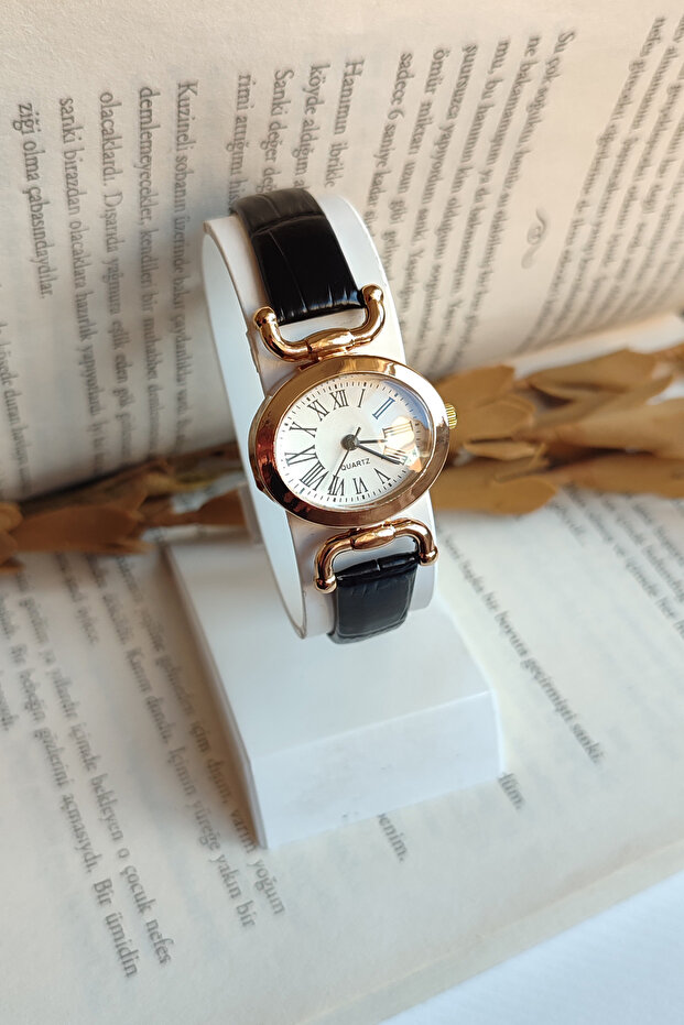 New Model Women's Wristwatch Stylish Leather Cord Wristwatch