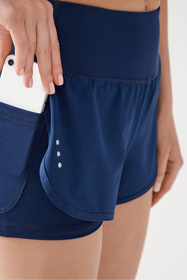 Spodenki sportowe damskie granatowe 2-warstwowe - Rajstopy ze spodenkami 2w1 - 3