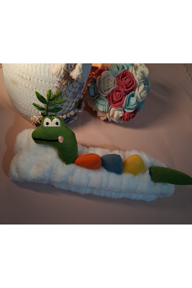 رباط شعر من القطيفة على شكل شخصية كرتونية - 3