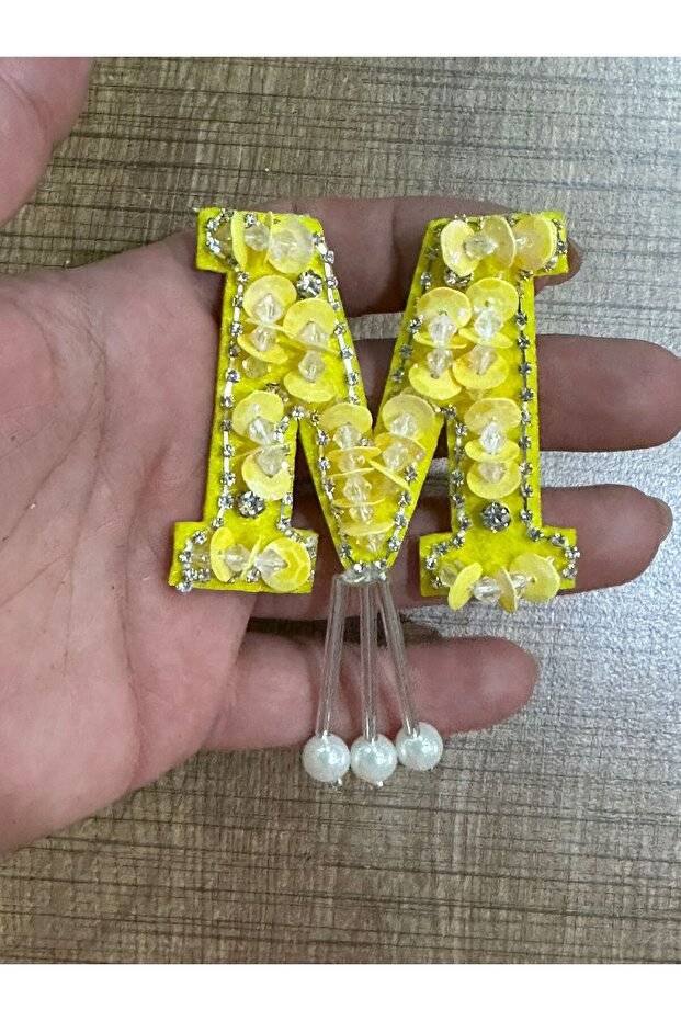 7X6 CM YELLOW SEQUINED AND STONE TASSELED LETTER M CALL PATCH APPLIQUE
