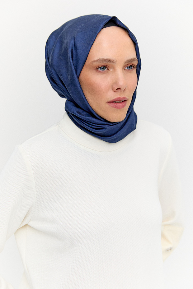 Hakim Yaka Kuşgözlü Örme Tunik - 4