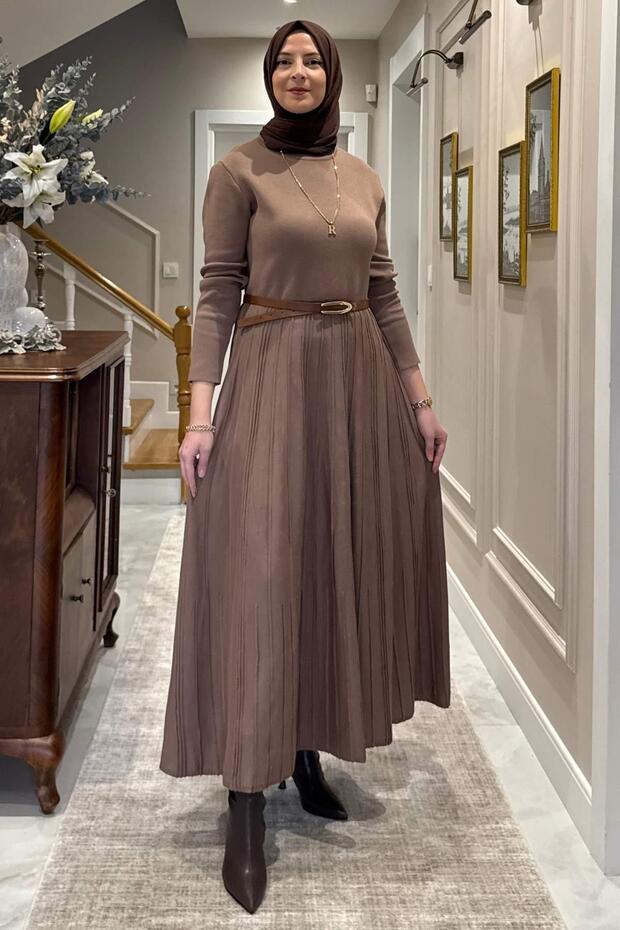 İrem Kemerli Çelik Örme Triko Elbise Sütlü Kahve - 6