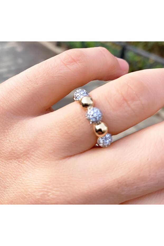 Steel Zircon Stone Ring Does Not Tarnish. Adjustable to the Finger.