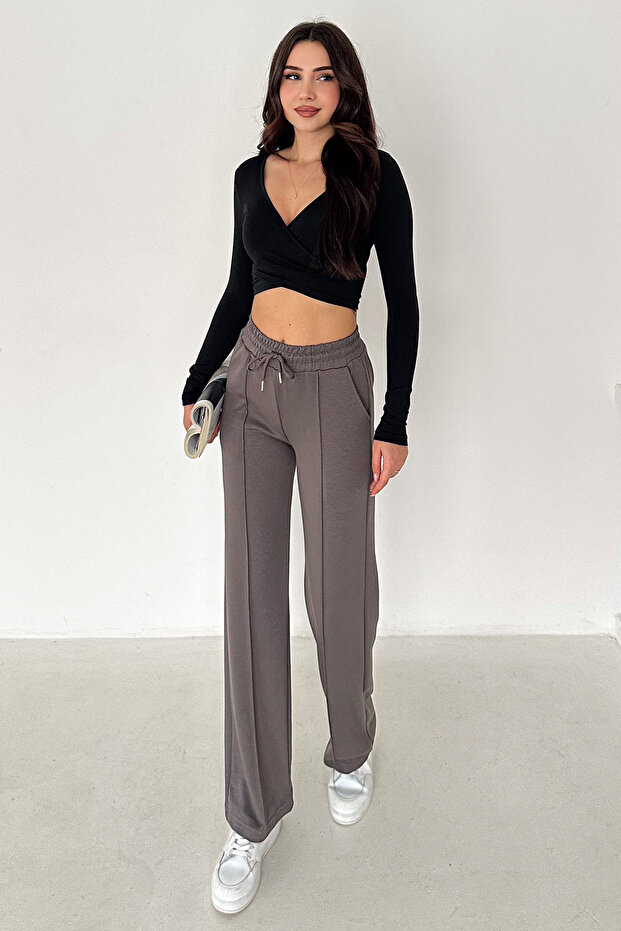 Women's Loose Fit Pants with Stitching Detail – Motion Ease