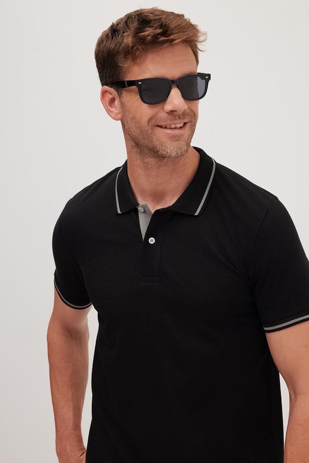 Men's Slim Fit Slim Fit 100% Cotton Soft Textured Cool Fabric Solid Pique Black Polo Neck T-Shirt