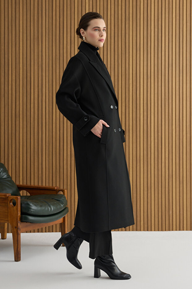 معطف أسود بأزرار على الجهتين كابا - 3