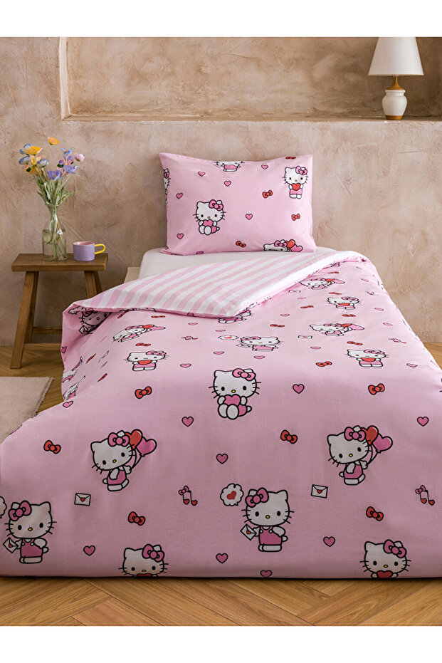 Pink Hello Kitty Patterned Girl's Duvet Cover Set City
