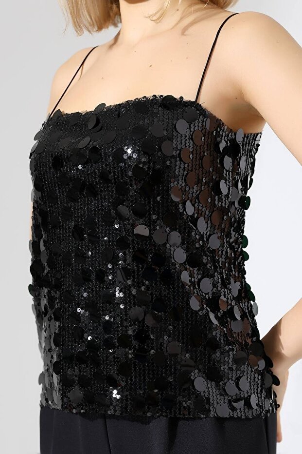 Gümüş Pullu İnce Askılı Bluz - 2