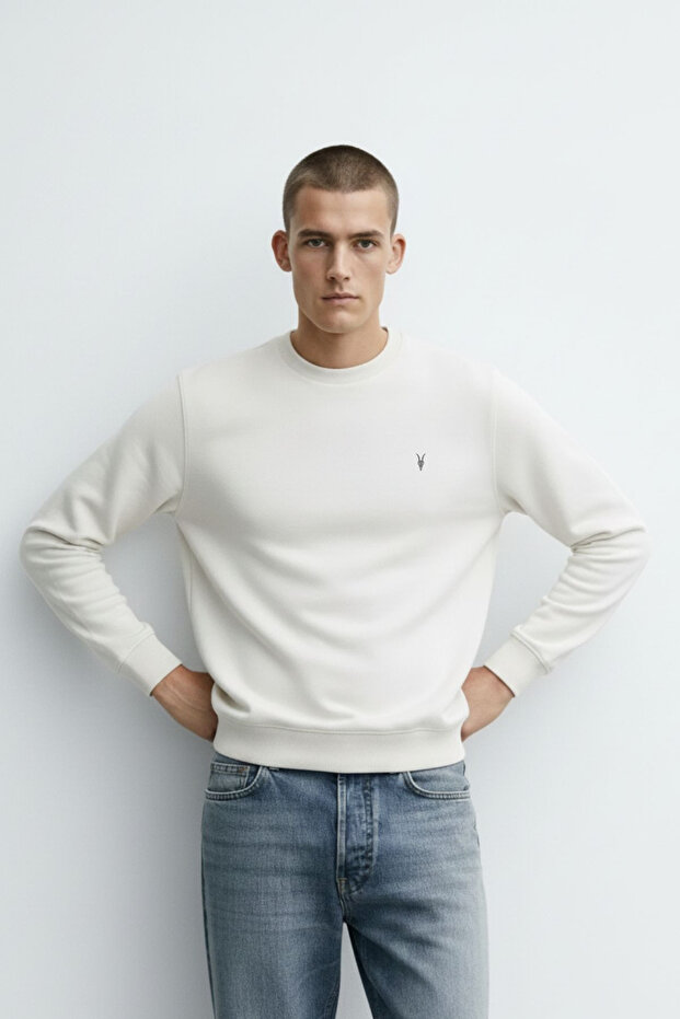 سويت شيرت رجالي ذو رقبة دائرية من إكرو الأساسي - 5