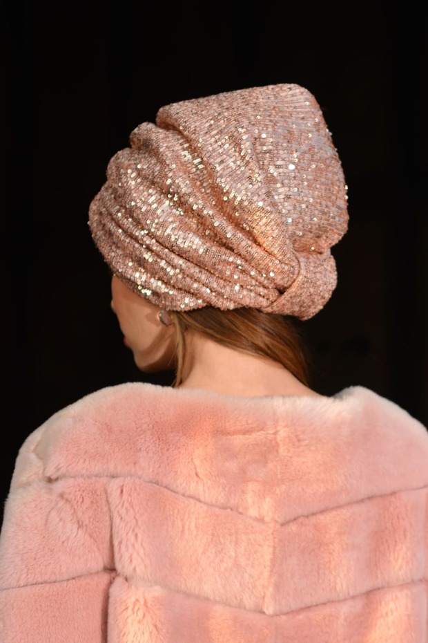 Pullu Dolgulu Abrans Bone - 4