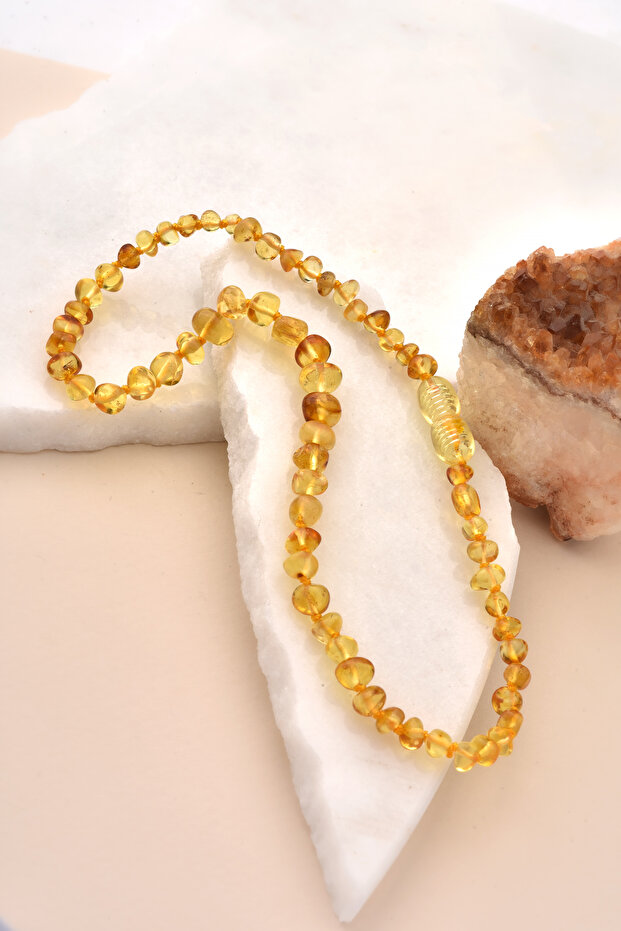 Natural Amber Teething Necklace for Babies – with Safety Lock