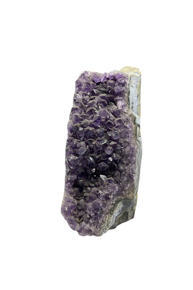 Amatist Is Rich in Raw Materials