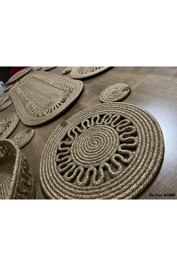Jute, Straw Color American Dinner Set, 6 Plates 1 Runner 6 Coasters 1 Bread Basket, Plate Set
