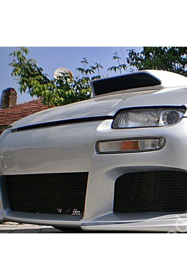 Mazda Lantis Kaput Havalandırma - 1