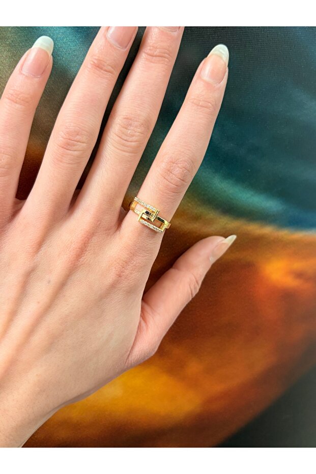 Gold Color Interlocking Rectangular Elegant Stone-Detail Ring - 4