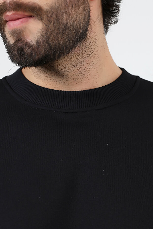 سويت شيرت أساسي للرجال بثلاثة خيوط، أسود - 7