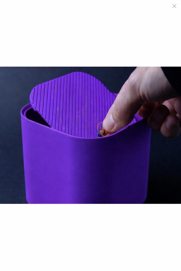 Mini Masaüstü Çöp Kovası - 1