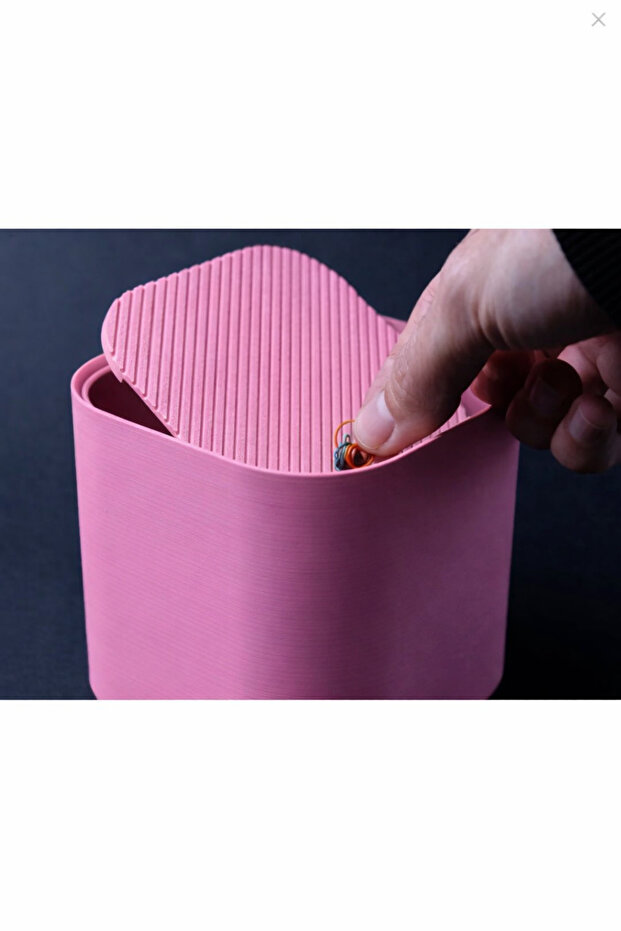 Mini Masaüstü Çöp Kovası - 1