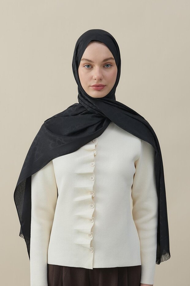 C Pattern Cotton Silk Shawl Black