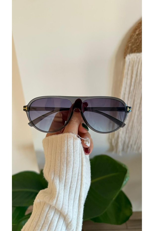 Unisex Women's Men's Uv400 Protected Framed Pilot Sunglasses with Drop Case and Cleaning Cloth as a Gift
