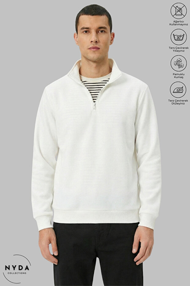 Unisex Long Sleeve Half Zipper Mock Neck Fleece-Lined Oversized Sweatshirt