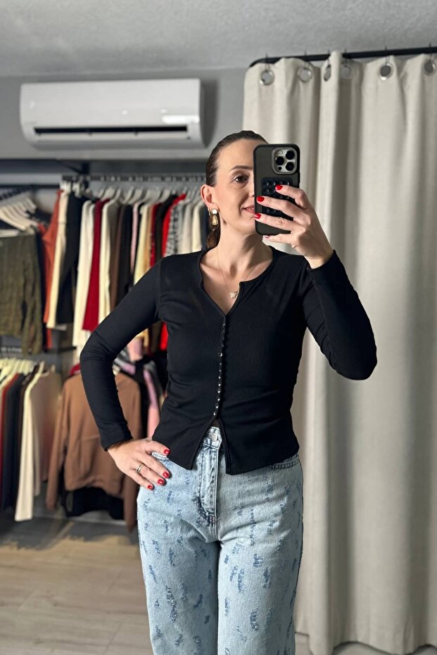 Buttoned Front V-Neck Blouse - 5