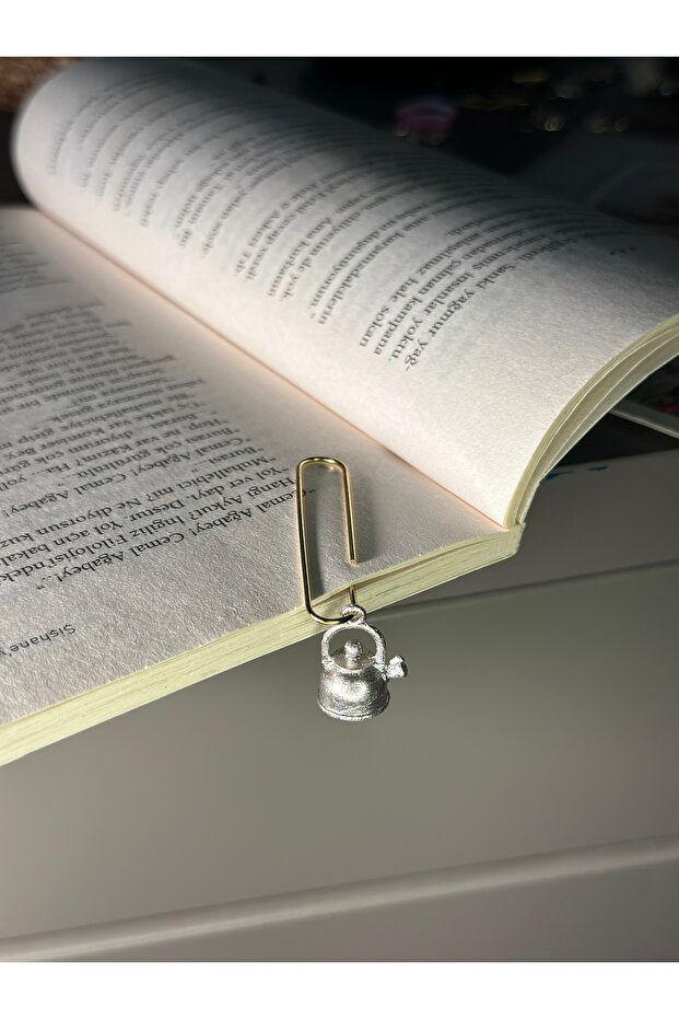 Sarkan Demlik Kitap Ayracı - 2