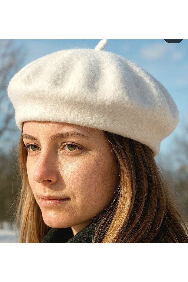Plush Painter Beret