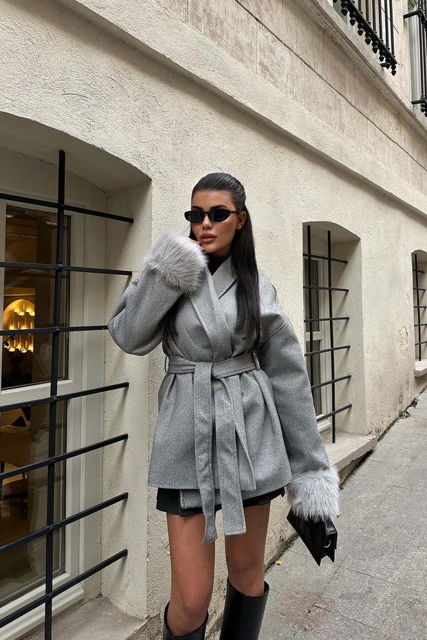 Women's Gray Fur Detailed Comfortable Fit Lined Cashmere Coat Esr006