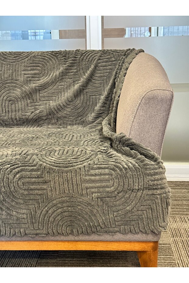 Rabbi̇t Non-Slip Base Seat Cover 175X215