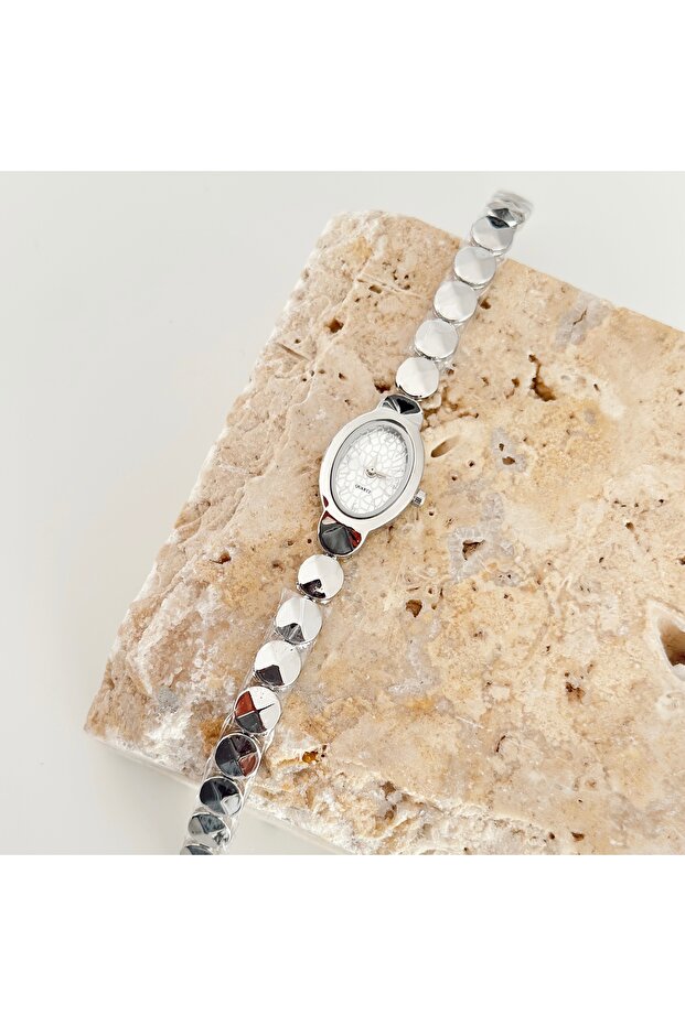 ساعة ميلا فضية بيضاء - 2