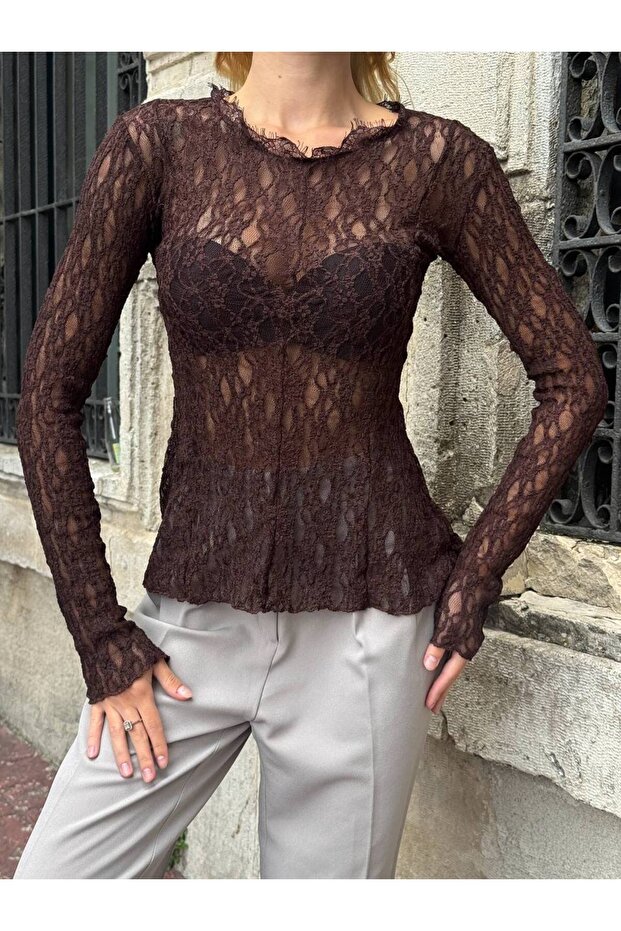 Asymmetric Cut Crew Neck Textured Sporty Chic Design Full Stretch Lace Blouse