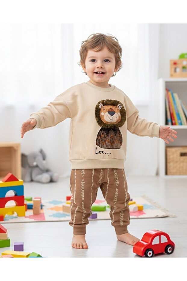 Boy's Stylish Cotton Top and Bottom Set with Lion Embroidery and Striped Pants for Ages 2-3-4-5