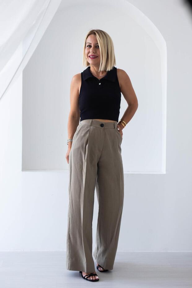 3697 Collared Ribbed Crop - 1