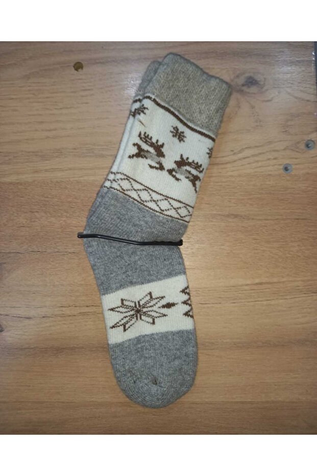 جوارب صوفية منقوشة - 2